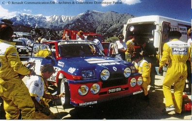 Asistencia Equipo Renault Elf Philips en el 29º Tour de Corse - Rallye de France 1985
En el Renault 5 Maxiturbo (9489 YB 91) de Jean Ragnotti - Pierre Thimonier, clasificado 1º.

Detrás también se puede ver el Renault 5 Maxiturbo (27 FJE 75) de François Chatriot - Michel Perin, abandonó por transmisión en SS6 Aullene - Zicavo de 25.59 km.

Del 2 al 4 de Mayo, Ajaccio, Córcega, Francia.
Superficie: asfalto.

El Rally tenia un total de 1603.00 km de los que 1122.25 km divididos en 30 tramos eran especiales (1 de ellos fue cancelado, SS5 Sartene - Zonza de 44.23 km, por el fatal accidente de Attilio Bettega en el tramo anterior, SS4 Zerubia - Santa Giulia de 30.60 km).

Tomaron la salida 139 equipos, finalizaron 45.

© Dominique Pascal
@
Palabras clave: ;Renault;Maxiturbo;Corse;Corcega;Grupo_B;1985;Asistencias;Francia
