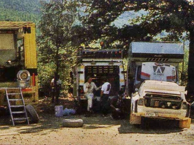 TESTS para el 27º Rally Sanremo 1985
Walter Röhrl con el Audi Sport Quattro S1 E2.

Acabó ganando el Rallye.
Única victoria en el Mundial de Rallyes de la que fue la última evolución en competición del Audi Quattro, el Sport S1 E2.

Del 29 de Septiembre al 4 de Octubre, Sanremo, Liguria, Imperia, Italia.
Superficie: asfalto - tierra.

El Rally tenia un total de 2340.56 km, de los que 696.90 km divididos en 45 tramos eran especiales (2 de ellos fueron cancelados SS20 Murio 1 de 9.12 km, SS36 Ronde 1 de 37.22 km).

Tomaron la salida 98 equipos, finalizaron 33.@
Palabras clave: Walter_Röhrl;Audi;Quattro;Grupo_B;Sanremo;1985;Tests;Personajes