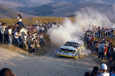 Walter Röhrl - Christian Geistdörfer
27º Rally Sanremo 1985. Audi Sport Quattro S1 E2 (IN-NM 7). Clasificado 1º.

Del 29 de Septiembre al 4 de Octubre, Sanremo, Liguria, Imperia, Italia.
Superficie: asfalto - tierra.

El Rally tenia un total de 2340.56 km, de los que 696.90 km divididos en 45 tramos eran especiales (2 de ellos fueron cancelados SS20 Murio 1 de 9.12 km, SS36 Ronde 1 de 37.22 km).

Tomaron la salida 98 equipos, finalizaron 33.@
Palabras clave: Walter_Röhrl;Audi;Quattro;Sport;Grupo_B;Sanremo;1985