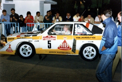 Walter Röhrl - Christian Geistdörfer
27º Rally Sanremo 1985. Audi Sport Quattro S1 E2 (IN-NM 7). Clasificado 1º.

Del 29 de Septiembre al 4 de Octubre, Sanremo, Liguria, Imperia, Italia.
Superficie: asfalto - tierra.

El Rally tenia un total de 2340.56 km, de los que 696.90 km divididos en 45 tramos eran especiales (2 de ellos fueron cancelados SS20 Murio 1 de 9.12 km, SS36 Ronde 1 de 37.22 km).

Tomaron la salida 98 equipos, finalizaron 33.@
Palabras clave: Walter_Röhrl;Audi;Quattro;Sport;Grupo_B;Sanremo;1985