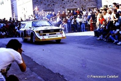 Walter Röhrl - Christian Geistdörfer
27º Rally Sanremo 1985. Audi Sport Quattro S1 E2 (IN-NM 7). Clasificado 1º.

Del 29 de Septiembre al 4 de Octubre, Sanremo, Liguria, Imperia, Italia.
Superficie: asfalto - tierra.

El Rally tenia un total de 2340.56 km, de los que 696.90 km divididos en 45 tramos eran especiales (2 de ellos fueron cancelados SS20 Murio 1 de 9.12 km, SS36 Ronde 1 de 37.22 km).

Tomaron la salida 98 equipos, finalizaron 33.
SS Chiusdino.

PHOTO Francesco Calafuri
@
Palabras clave: Walter_Röhrl;Christian_Geistdorfer;Audi;Sport;Quattro;Sanremo;1985;Grupo_B;Chiusdino