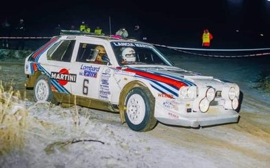 Henri Toivonen - Neil Wilson
34º Lombard RAC Rally 1985. Lancia Delta S4 (A6 37353). Clasificado 1º.

Debut con victoria en el Mundial de Rallyes del Lancia Delta S4.

Del 24 al 28 de Noviembre, Nottingham, Inglaterra.
Superficie: tierra.

El Rally tenia un total de 3507 km de los que 896.98 km divididos en 65 tramos eran especiales, (2 de ellas fueron canceladas, SS43 Kielder Forest - Ogre Hill de 12,02 Km y SS64 Nuss de 8,79 Km).

Tomaron la salida 155 equipos, finalizaron 62.@
Palabras clave: Henri_Toivonen;Neil_Wilson;Lancia;Delta;Grupo_B;Gran_Bretaña;1985;Lombard_RAC_Rally