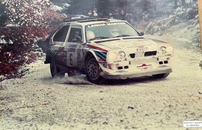 Henri Toivonen - Neil Wilson
34º Lombard RAC Rally 1985. Lancia Delta S4 (A6 37353). Clasificado 1º.

Debut con victoria en el Mundial de Rallyes del Lancia Delta S4.

Del 24 al 28 de Noviembre, Nottingham, Inglaterra.
Superficie: tierra.

El Rally tenia un total de 3507 km de los que 896.98 km divididos en 65 tramos eran especiales, (2 de ellas fueron canceladas, SS43 Kielder Forest - Ogre Hill de 12,02 Km y SS64 Nuss de 8,79 Km).

Tomaron la salida 155 equipos, finalizaron 62.

© T. Wajner.
@
Palabras clave: Henri_Toivonen;Lancia;Delta;Grupo_B;Gran_Bretaña;1985;Lombard_RAC_Rally;Inglaterra;Debut