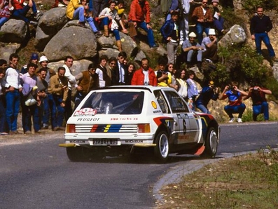 Timo Salonen - Seppo Harjanne
19º Rallye de Portugal Vinho do Porto 1985. Peugeot 205 Turbo 16 (323 EXA 75). Clasificado 1º.

Del 6 al 9 de Marzo, Estoril, Cascais, Lisboa, Portugal.
Superficie: asfalto - tierra.

El Rally tení­a un total de 2455 km de los que 730.50 km divididos en 47 tramos eran especiales.

Tomaron la salida 94 equipos, finalizaron 28.@
Palabras clave: Timo_Salonen;Peugeot;turbo;Grupo_B;Portugal;1985