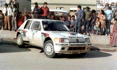 Timo Salonen - Seppo Harjanne
19º Rallye de Portugal Vinho do Porto 1985. Peugeot 205 Turbo 16 (323 EXA 75). Clasificado 1º.

Del 6 al 9 de Marzo, Estoril, Cascais, Lisboa, Portugal.
Superficie: asfalto - tierra.

El Rally tení­a un total de 2455 km de los que 730.50 km divididos en 47 tramos eran especiales.

Tomaron la salida 94 equipos, finalizaron 28.@
Palabras clave: Timo_Salonen;Peugeot;Turbo;Portugal;Grupo_B;1985