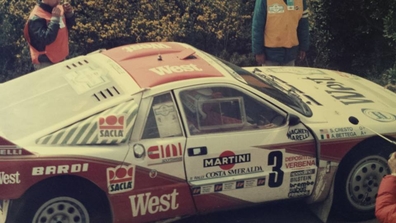 Attilio Bettega - Sergio Cresto
8º Rally Costa Smeralda 1985. Lancia Rally 037 (TO 09008D). Clasificado 2º.

Del 17 al 19 de Abril, Porto Cervo, Cerdeña, Arzachena, Sácer, Costa Esmeralda.
Superficie: tierra.

El Rally constaba de 621.20 km cronometrados, desconocemos en cuantos tramos especiales se dividían y los kilómetros totales de la prueba.

Tomaron la salida 75 equipos, finalizaron 25.@
Palabras clave: ;Sergio_Cresto;Lancia;Grupo_B;Costa_Esmeralda;1985;Smeralda