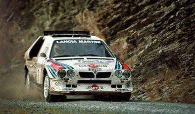 Markku Alén - Ilkka Kivimaki
34º Lombard RAC Rally 1985. Lancia Delta S4 (A6 37352). Clasificado 2º.

Debut con victoria de sus compañeros de Equipo Henri Toivonen - Neil Wilson en el Mundial de Rallyes del Lancia Delta S4.

Del 24 al 28 de Noviembre, Nottingham, Inglaterra.
Superficie: tierra.

El Rally tenia un total de 3507 km de los que 896.98 km divididos en 65 tramos eran especiales, (2 de ellas fueron canceladas, SS43 Kielder Forest - Ogre Hill de 12,02 Km y SS64 Nuss de 8,79 Km).

Tomaron la salida 155 equipos, finalizaron 62.@
Palabras clave: Markku_Alen;Lancia;Delta;S4;Grupo_B;Gran_Bretaña;1985;RAC_Rally;Debut