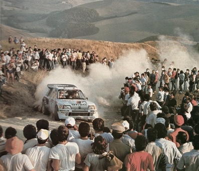 Timo Salonen - Seppo Harjanne
27º Rally Sanremo 1985. Peugeot 205 Turbo 16 E2 (704 EXC 75). Clasificado 2º.

Del 29 de Septiembre al 4 de Octubre, Sanremo, Liguria, Imperia, Italia.
Superficie: asfalto - tierra.

El Rally tenia un total de 2340.56 km, de los que 696.90 km divididos en 45 tramos eran especiales (2 de ellos fueron cancelados SS20 Murio 1 de 9.12 km, SS36 Ronde 1 de 37.22 km).

Tomaron la salida 98 equipos, finalizaron 33.@
Palabras clave: Timo_Salonen;Peugeot;Turbo;Grupo_B;Sanremo;1985