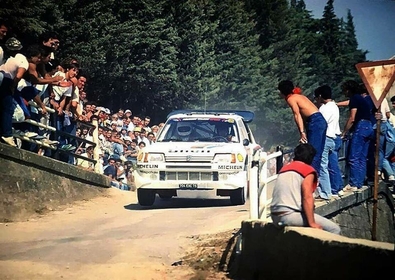 Timo Salonen - Seppo Harjanne
27º Rally Sanremo 1985. Peugeot 205 Turbo 16 E2 (704 EXC 75). Clasificado 2º.

Del 29 de Septiembre al 4 de Octubre, Sanremo, Liguria, Imperia, Italia.
Superficie: asfalto - tierra.

El Rally tenia un total de 2340.56 km, de los que 696.90 km divididos en 45 tramos eran especiales (2 de ellos fueron cancelados SS20 Murio 1 de 9.12 km, SS36 Ronde 1 de 37.22 km).

Tomaron la salida 98 equipos, finalizaron 33.@
Palabras clave: Timo_Salonen;Peugeot;Turbo;Sanremo;Grupo_B;1985