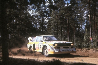 Stig Blomqvist - Bjorn Cederberg
35º 1000 Lakes Rally 1985. Audi Sport Quattro S1 E2. Clasificado 2º.

Del 23 al 25 de Agosto, Jyväskylä, Finlandia.
Superficie: tierra.

El Rally tenía un total de 1418.00 km de los que 479.00 km divididos en 50 tramos eran especiales (1 de ellos fue cancelado SS10 Vaheri).

Se inscribieron 188 equipos, tomaron la salida 175, finalizaron 83.@
Palabras clave: Audi;Grupo_B;Finlandia;1985;StiG_Blomqvist;Sport;Quattro