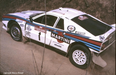 Henri Toivonen - Juha Piironen
27º Rallye de San Remo 1985. Lancia Rally 037 (TO 09010D). Clasificado 3º.

Del 29 de Septiembre al 4 de Octubre, Sanremo, Liguria, Imperia, Italia.
Superficie: asfalto - tierra.

El Rally tenia un total de 2340.56 km, de los que 696.90 km divididos en 45 tramos eran especiales (2 de ellos fueron cancelados SS20 Murio 1 de 9.12 km, SS36 Ronde 1 de 37.22 km).

Tomaron la salida 98 equipos, finalizaron 33.

© Marco Donati
@
Palabras clave: Henri_Toivonen;Lancia;Rally;Grupo_B;Sanremo;1985