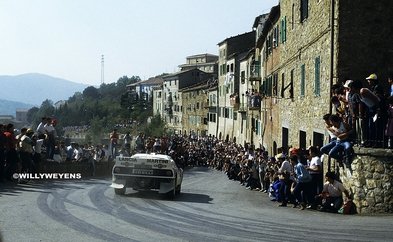 Henri Toivonen - Juha Piironen
27º Rallye de San Remo 1985. Lancia Rally 037 (TO 09010D). Clasificado 3º.

Del 29 de Septiembre al 4 de Octubre, Sanremo, Liguria, Imperia, Italia.
Superficie: asfalto - tierra.

El Rally tenia un total de 2340 km de los que 696.90 km divididos en 45 tramos eran especiales.
Tomaron la salida 98 equipos, finalizaron 33.

SS Chiusdino
© WILLYWEYENS
@
Palabras clave: Henri_Toivonen;Juha_Piironen;Lancia;Grupo_B;Sanremo;1985;Chiusdino