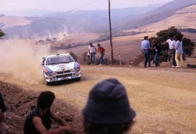 Henri Toivonen - Juha Piironen
27º Rallye de San Remo 1985. Lancia Rally 037 (TO 09010D). Clasificado 3º.

Del 29 de Septiembre al 4 de Octubre, Sanremo, Liguria, Imperia, Italia.
Superficie: asfalto - tierra.

El Rally tenia un total de 2340.56 km, de los que 696.90 km divididos en 45 tramos eran especiales (2 de ellos fueron cancelados SS20 Murio 1 de 9.12 km, SS36 Ronde 1 de 37.22 km).

Tomaron la salida 98 equipos, finalizaron 33.@
Palabras clave: Henri_Toivonen;Juha_Piironen;Lancia;Grupo_B;Sanremo;1985