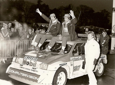 Anthony (Tony) Pond - Rob Arthur
34º Lombard RAC Rally 1985. MG Metro 6R4 (C869 EUD). Clasificado 3º.

Del 24 al 28 de Noviembre, Nottingham, Inglaterra.
Superficie: tierra.

El Rally tenia un total de 3507 km de los que 896.98 km divididos en 65 tramos eran especiales, (2 de ellas fueron canceladas, SS43 Kielder Forest - Ogre Hill de 12,02 Km y SS64 Nuss de 8,79 Km).

Tomaron la salida 155 equipos, finalizaron 62.@
Palabras clave: Tony_Pond;MG;Metro;Gran_Bretaña;1986;Grupo_B;RAC_Rally