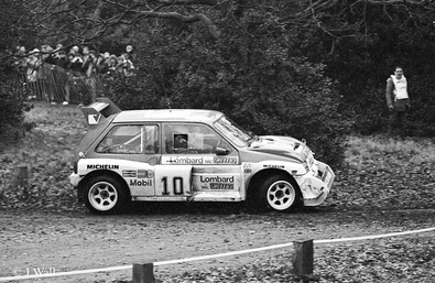 Anthony (Tony) Pond - Rob Arthur
34º Lombard RAC Rally 1985. MG Metro 6R4 (C869 EUD). Clasificado 3º.

Del 24 al 28 de Noviembre, Nottingham, Inglaterra.
Superficie: tierra.

El Rally tenia un total de 3507 km de los que 896.98 km divididos en 65 tramos eran especiales, (2 de ellas fueron canceladas, SS43 Kielder Forest - Ogre Hill de 12,02 Km y SS64 Nuss de 8,79 Km).

Tomaron la salida 155 equipos, finalizaron 62.@
Palabras clave: Tony_Pond;MG;Metro;Gran_Bretaña;1986;grupo_B;RAC_Rally;Inglaterra