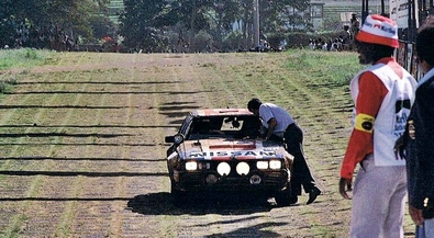 Mike Kirkland - Anton Levitan
33º Safari Rally 1985. Nissan RS 240, (KNY59TU5211). Clasificado 3º.

Del 4 al 8 de Abril, Nairobi, Kenya, África.
Superficie: tierra.

El Rally tenia un total de 5167.6 km con 88 controles horarios.

Tomaron la salida 71 equipos, finalizaron 20.@
Palabras clave: Nissan;RS240;Grupo_B;Safari;1985
