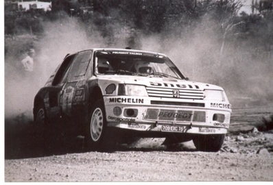 Carlos Alberto Reutemann - Jean-François Fauchille
5º Marlboro Rally Argentina 1985. Peugeot 205 Turbo 16 (709 EXC 75). Clasificado 3º.

Del 30 de Julio al 3 de Agosto, Buenos Aires - Cordoba, Argentina.
Superficie: tierra.

El Rally tenia un total de 2616.00 km de los que 956.71 km divididos en 23 tramos eran especiales.

Tomaron la salida 138 equipos, finalizaron 39.@
Palabras clave: Carlos_Reutemann;Peugeot;Turbo;Argentina;1985;Grupo_B