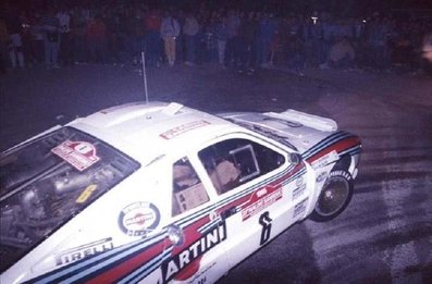 Markku Alén - Ilkka Kivimaki
27º Rallye Sanremo 1985. Lancia Rally 037 (TO Y67908). Clasificado 4º.

Del 29 de Septiembre al 4 de Octubre, Sanremo, Liguria, Imperia, Italia.
Superficie: asfalto - tierra.

El Rally tenia un total de 2340.56 km, de los que 696.90 km divididos en 45 tramos eran especiales (2 de ellos fueron cancelados SS20 Murio 1 de 9.12 km, SS36 Ronde 1 de 37.22 km).

Tomaron la salida 98 equipos, finalizaron 33.@
Palabras clave: Markku_Alen;Ilkka_Kivimaki;Lancia;Grupo_B;Sanremo;1985