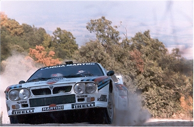Markku Alén - Ilkka Kivimäki
27º Rallye Sanremo 1985. Lancia Rally 037 (TO Y67908). Clasificado 4º.

Del 29 de Septiembre al 4 de Octubre, Sanremo, Liguria, Imperia, Italia.
Superficie: asfalto - tierra.

El Rally tenia un total de 2340.56 km, de los que 696.90 km divididos en 45 tramos eran especiales (2 de ellos fueron cancelados SS20 Murio 1 de 9.12 km, SS36 Ronde 1 de 37.22 km).

Tomaron la salida 98 equipos, finalizaron 33.@
Palabras clave: Markku_Alen;Lancia;Rally;Grupo_B;Sanremo;1985