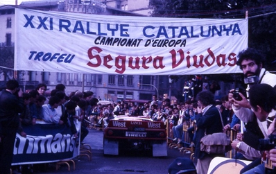 Mauro Pregliasco - Daniele Cianci
21º Rallye Catalunya 1985. Lancia Rally 037 (TO W67785). Clasificado 4º.

Salida desde la Plaza Catalunya de Barcelona.

Del 25 al 28 de Octubre, Barcelona, Catalunya, España.
Superficie: asfalto.

El Rally tenia un total de 1359.14 km de los que 512.82 km divididos en 34 tramos eran especiales.

Tomaron la salida 67 equipos, finalizaron 38.

© Jordi Jubany Mustang
@
Palabras clave: Mauro_Pregliasco;Lancia;Grupo_B;Rally;Catalunya;1985;