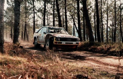 Stig Blomqvist - Bjorn Cederberg
19º Rallye de Portugal - Vinho do Porto 1985. Audi Sport Quattro S1 (IN-NE 11). Clasificado 4º.

Del 6 al 9 de Marzo, Estoril, Cascais, Lisboa, Portugal.
Superficie: asfalto - tierra.

El Rally tení­a un total de 2455 km de los que 730.50 km divididos en 47 tramos eran especiales.

Tomaron la salida 94 equipos, finalizaron 28.@
Palabras clave: Stig_Blomqvist;Audi;Quattro;Portugal;grupo_B;1985