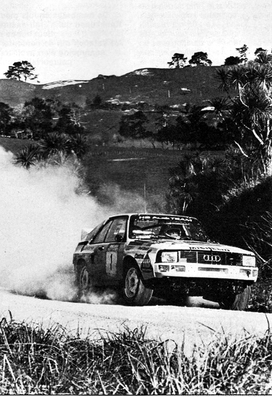 Stig Blomqvist - Björn Cederberg
15º AWA Clarion Rally de Nueva Zelanda 1985. Audi Sport Quattro S1 (ME1110). Clasificado 4º.

Del 29 de Junio al 2 de Julio, Auckland, Nueva Zelanda.
Superficie: tierra.

El Rally tenia un total de 2487.00 km de los que 935.50 km divididos en 48 tramos eran especiales, (2 de ellas fueron canceladas SS11 Ahuroa Puhoi Road de 12 Km y SS45 Bothwell Road de 25 Km).

Tomaron la salida 67 equipos, finalizaron 39.@
Palabras clave: Stig_Blomqvist;Audi;Quattro;Sport;Nueva_Zelanda;1985;Grupo_B