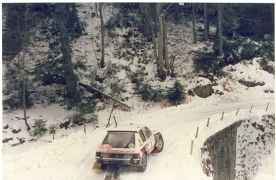Bruno Saby - Jean - François Fauchille
53º Rallye Automobile de Monte-Carlo 1985. Peugeot 205 Turbo 16 (123 FBL 75). Clasificado 5º.

Del 26 de Enero al 1 de Febrero, Monte-Carlo.
Superficie: asfalto - nieve.

El Rally tenía un total de 3999 km de los que 852 km divididos en 34 tramos eran especiales (1 de ellos fue cancelado SS17).

Tomaron la salida 117 equipos, finalizaron 68.@
Palabras clave: ;Peugeot;Turbo16;E2;Montecarlo;1985;Grupo_B