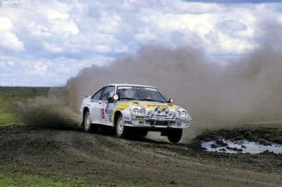 Erwin Weber - Gunter Wanger
33º Safari Rally 1985. Opel Manta 400, (GG-CT 206). Clasificado 5º.

Del 4 al 8 de Abril, Nairobi, Kenya, África.
Superficie: tierra.

El Rally tenia un total de 5167.6 km con 88 controles horarios.

Tomaron la salida 71 equipos, finalizaron 20.@
Palabras clave: ;Opel;Manta;Grupo_B;Safari;1985