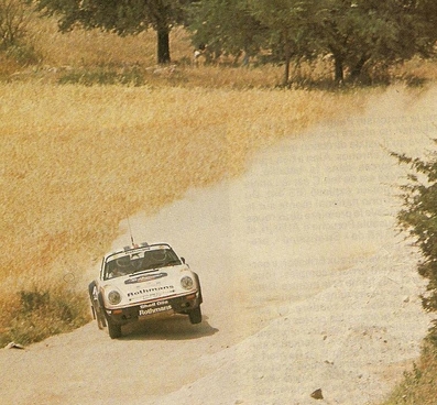 Saeed Al-Hajri - John Spiller
32º Rothmans Acropolis Rally 1985. Porsche 911 SC RS (A815 CCF). Clasificado 5º.

Del 27 al 30 de Mayo, Atenas, Grecia.
Superficie: tierra.

El Rally tenía un total de 2295.94 km de los que 807.67 km divididos en 47 tramos eran especiales.

Tomaron la salida 110 equipos, finalizaron 45.@
Palabras clave: ;Porsche;SC;RS;Grecia;1985;Grupo_B;Acropolis