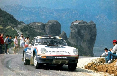 Saeed Al-Hajri - John Spiller
32º Rothmans Acropolis Rally 1985. Porsche 911 SC RS (A815 CCF). Clasificado 5º.

Del 27 al 30 de Mayo, Atenas, Grecia.
Superficie: tierra.

El Rally tenía un total de 2295.94 km de los que 807.67 km divididos en 47 tramos eran especiales.

Tomaron la salida 110 equipos, finalizaron 45.@
Palabras clave: ;Porsche;SC;RS;Grecia;1985;Grupo_B;Acropolis