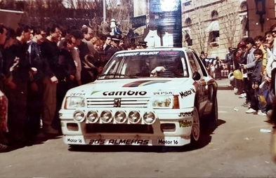 Antonio Zanini Sans - Josep Autet
33º Rally RACE-Costa Blanca1985. Peugeot 205 Turbo 16 (25 TC 34). Clasificado 6º.

Del 22 de Marzo al 24 de Marzo, Alicante.

Superficie: Asfalto con 410,00 km cronometrados.

Tomaron la salida 82 equipos, finalizaron 45.@
Palabras clave: ;Josep_Autet;Peugeot;Turbo;Grupo_B;Costa_Blanca;Race;1985;Alicante