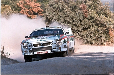 Massimo (Miki) Biasion - Tiziano Siviero
27º Rallye Sanremo 1985. Lancia Rally 037 (TO 09005D). Clasificado 6º.

Del 29 de Septiembre al 4 de Octubre, Sanremo, Liguria, Imperia, Italia.
Superficie: asfalto - tierra.

El Rally tenia un total de 2340.56 km, de los que 696.90 km divididos en 45 tramos eran especiales (2 de ellos fueron cancelados SS20 Murio 1 de 9.12 km, SS36 Ronde 1 de 37.22 km).

Tomaron la salida 98 equipos, finalizaron 33.@
Palabras clave: Miki_Biasion;Tiziano_Siviero;Lancia;Rally;Grupo_B;Sanremo;1984