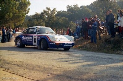 Bernard Béguin - Jean-Jacques Lenne
33º Rally Costa Brava 1985. Porsche 911 SC RS (A451 BJB). Clasificado 6º.

Del 22 al 24 de Febrero, Lloret de Mar, Catalunya, España.
Superficie: asfalto - tierra.

El Rally tenia un total de 1329.74 km, de los que 501.59 km divididos en 45 tramos eran especiales.

Tomaron la salida 55 equipos, finalizaron 25.

© Vicenç Abad.
@@
Palabras clave: Bernard_Beguin;Costa_Brava;Catalunya;Porsche;Grupo_B;1984