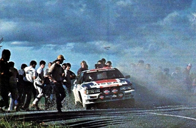 Reginald "Reg" Cook - Wayne Jones
15º AWA Clarion Rally de Nueva Zelanda 1985. Nissan 240RS (MB6138). Clasificado 6º.
Nissan New Zealand

Del 29 de Junio al 2 de Julio, Auckland, Nueva Zelanda.
Superficie: tierra.

El Rally tenia un total de 2487.00 km de los que 935.50 km divididos en 48 tramos eran especiales, (2 de ellas fueron canceladas SS11 Ahuroa Puhoi Road de 12 Km y SS45 Bothwell Road de 25 Km).

Tomaron la salida 67 equipos, finalizaron 39.@
Palabras clave: Nissan;Nueva_Zelanda;1985;Grupo_B