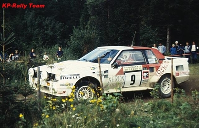 Björn Waldegård - Hans Thorszelius
35º 1000 Lakes Rally 1985. Toyota Celica Twincam Turbo (K-AM 2030). Clasificado 7º.

Del 23 al 25 de Agosto, Jyväskylä, Finlandia.
Superficie: tierra.

El Rally tenía un total de 1418.00 km de los que 479.00 km divididos en 50 tramos eran especiales (1 de ellos fue cancelado SS10 Vaheri).

Se inscribieron 188 equipos, tomaron la salida 175, finalizaron 83.@
Palabras clave: ;Toyota;Celica;Grupo_B;Finlandia;1985;TCT