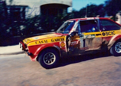 Carlos Bica - Joao Sena
19º Rallye de Portugal - Vinho do Porto 1985. Ford Escort RS 1800 MKII (FFV 800S). Clasificado 7º.

Del 6 al 9 de Marzo, Estoril, Cascais, Lisboa, Portugal.
Superficie: asfalto - tierra.

El Rally tení­a un total de 2455 km de los que 730.50 km divididos en 47 tramos eran especiales.

Tomaron la salida 94 equipos, finalizaron 28.
Palabras clave: ;Ford;Escort;MKII;Portugal;1985