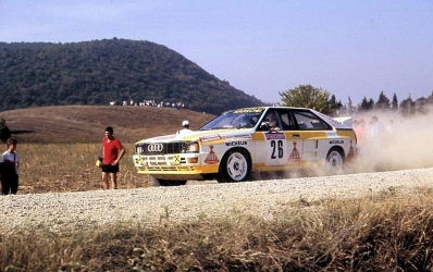 Werner Grissmann - Jörg Pattermann
27º Rally de Sanremo 1985. Audi Quattro A2 (IN-YA 34). Clasificado 8º.

Del 29 de Septiembre al 4 de Octubre, Sanremo, Liguria, Imperia, Italia.
Superficie: asfalto - tierra.

El Rally tenia un total de 2340.56 km, de los que 696.90 km divididos en 45 tramos eran especiales (2 de ellos fueron cancelados SS20 Murio 1 de 9.12 km, SS36 Ronde 1 de 37.22 km).

Tomaron la salida 98 equipos, finalizaron 33.@
Palabras clave: Audi_Quattro;Grupo_B;Sanremo;1985
