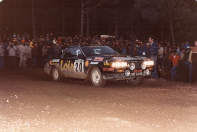 António Santinho Mendes - Rui Cunha
19º Rallye de Portugal - Vinho do Porto 1985. Nissan 240RS. Clasificado 8º.

Del 6 al 9 de Marzo, Estoril, Cascais, Lisboa, Portugal.
Superficie: asfalto - tierra.

El Rally tení­a un total de 2455 km de los que 730.50 km divididos en 47 tramos eran especiales.

Tomaron la salida 94 equipos, finalizaron 28.@
Palabras clave: Nissan;Grupo_B;Portugal;1985