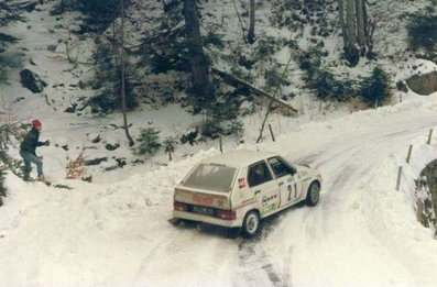 Maurice Chomat - Didier Breton
53º Rallye Automobile de Monte-Carlo 1985. Citröen Visa 1000 Pistes (8443 ME 92). Clasificado 10º.

Del 26 de Enero al 1 de Febrero, Monte-Carlo.
Superficie: asfalto -nieve.

El Rally tenía un total de 3999.00 km de los que 851.10 km divididos en 34 tramos eran especiales (1 de ellos fue cancelado SS17 ).

Tomaron la salida 117 equipos, finalizaron 68.@
Palabras clave: Maurice_Chomat;Citroen;Visa;Grupo_B;Montecarlo;nieve1985