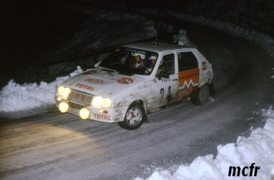 Christian Dorche - Gilles Thimonier
53º Rallye Automobile de Monte-Carlo 1985. Citröen Visa 1000 Pistes (1000 VX 77). Clasificado 11º.

Del 26 de Enero al 1 de Febrero, Monte-Carlo.
Superficie: asfalto -nieve.

El Rally tenía un total de 3999.00 km de los que 851.10 km divididos en 34 tramos eran especiales (1 de ellos fue cancelado SS17 ).

Tomaron la salida 117 equipos, finalizaron 68.@
Palabras clave: Citroen;Visa;Grupo_B;Montecarlo;nieve;1985