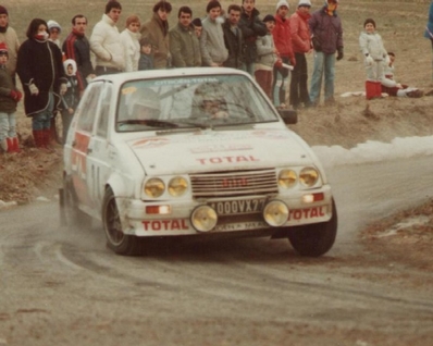 Christian Dorche - Gilles Thimonier
53º Rallye Automobile de Monte-Carlo 1985. Citröen Visa 1000 Pistes (1000 VX 77). Clasificado 11º.

Del 26 de Enero al 1 de Febrero, Monte-Carlo.
Superficie: asfalto -nieve.

El Rally tenía un total de 3999.00 km de los que 851.10 km divididos en 34 tramos eran especiales (1 de ellos fue cancelado SS17 ).

Tomaron la salida 117 equipos, finalizaron 68.@
Palabras clave: Citroen;Visa;Grupo_B;Montecarlo;1985
