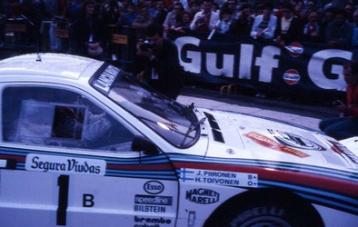 Henri Toivonen - Juha Piironen
21º Rallye Catalunya 1985. Lancia Rally 037. Abandonó por fuerte accidente en SS3 Estenalles.

Salida desde la Plaza Catalunya de Barcelona.

Del 25 al 28 de Octubre, Barcelona, Catalunya, España.
Superficie: asfalto.

El Rally tenia un total de 1359.14 km de los que 512.82 km divididos en 34 tramos eran especiales.

Tomaron la salida 67 equipos, finalizaron 38.

© Jordi Jubany Mustang
@
Palabras clave: Henri_Toivonen;Lancia;Grupo_B;Rally;Catalunya;1985;Spain;España