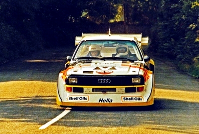 Michèle Mouton - Fabrizia Pons
23º Tudor Webasto Manx International Rally 1985. Audi Quattro Sport S1 E2 (IN-NL 16). Abandonó por accidente en SS21 Abbeylands 1 de 13.78 km.

Del 11 al 14 de Octubre, Douglas, Isla de Man.
Superficie: asfalto.

El Rally tenía 646.27 km cronometrados divididos en 47 tramos especiales.

Tomaron la salida 109 equipos, finalizaron 54.@
Palabras clave: Michele_Mouton;Mujeres;Womens;Audi;Sport;Quattro;Manx;1985;Grupo_B
