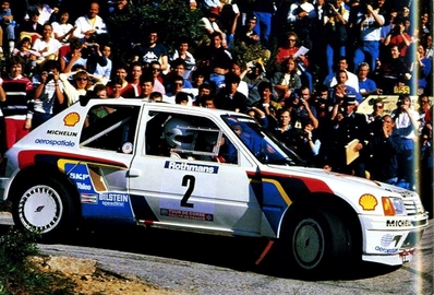 Ari Vatanen - Terry Harryman
29º Tour de Corse - Rallye de France 1985. Peugeot 205 Turbo 16 (26 FGV 75). Abandonó por accidente en SS16 Moriani Plage - Orsini de 20.01 km.

Del 2 al 4 de Mayo, Ajaccio, Córcega, Francia.
Superficie: asfalto.

El Rally tenia un total de 1603.00 km de los que 1122.25 km divididos en 30 tramos eran especiales (1 de ellos fue cancelado, SS5 Sartene - Zonza de 44.23 km, por el fatal accidente de Attilio Bettega en el tramo anterior, SS4 Zerubia - Santa Giulia de 30.60 km).

Tomaron la salida 139 equipos, finalizaron 45.@
Palabras clave: ;Peugeot;Turbo;Grupo_B;Corcega;Corse;1985