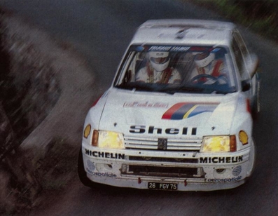 Ari Vatanen - Terry Harryman
29º Tour de Corse - Rallye de France 1985. Peugeot 205 Turbo 16 (26 FGV 75). Abandonó por accidente en SS16 Moriani Plage - Orsini de 20.01 km.

Del 2 al 4 de Mayo, Ajaccio, Córcega, Francia.
Superficie: asfalto.

El Rally tenia un total de 1603.00 km de los que 1122.25 km divididos en 30 tramos eran especiales (1 de ellos fue cancelado, SS5 Sartene - Zonza de 44.23 km, por el fatal accidente de Attilio Bettega en el tramo anterior, SS4 Zerubia - Santa Giulia de 30.60 km).

Tomaron la salida 139 equipos, finalizaron 45.@
Palabras clave: ;Peugeot;Grupo_B;Corcega;1985;Corse;Turbo