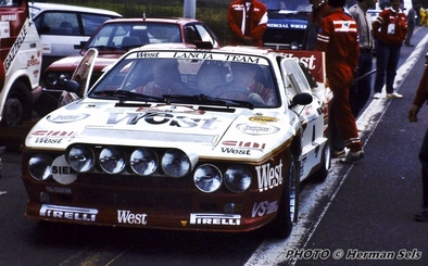 Andrea Zanussi - Sergio Cresto
21º 24 Heures d'Ypres 1985. Lancia Rally 037 (TO 09008D). Abandonó por el diferencial.

Del 28 al 30 de Junio, Ypres, Bélgica.
Superficie: asfalto con 524.00 km cronometrados.

Tomaron la salida 148 equipos, finalizaron 73.

PHOTO Herman Sels.
@
Palabras clave: ;Lancia;Rally;Grupo_B;1985