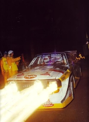 Walter Röhrl - Phil Short
34º Lombard Rally RAC 1985. Audi Sport Quattro S1 E2 (IN-NY 18). Abandonó por accidente con vuelco en SS15 Rheola de 20 Km.

Del 24 al 28 de Noviembre, Nottingham, Inglaterra.
Superficie: tierra.

El Rally tenia un total de 3507 km de los que 896.98 km divididos en 65 tramos eran especiales, (2 de ellas fueron canceladas, SS43 Kielder Forest - Ogre Hill de 12,02 Km y SS64 Nuss de 8,79 Km).

Tomaron la salida 155 equipos, finalizaron 62.@
Palabras clave: Walter_Röhrl;Phil_Short;Audi;Sport;Quattro;Grupo_B;Gran_Bretaña;1985;crash;RAC_Rally;Ingaterra