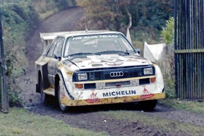 Walter Röhrl - Phil Short
34º Lombard Rally RAC 1985. Audi Sport Quattro S1 E2 (IN-NY 18). Abandonó por accidente con vuelco en SS15 Rheola de 20 Km.

Del 24 al 28 de Noviembre, Nottingham, Inglaterra.
Superficie: tierra.

El Rally tenia un total de 3507 km de los que 896.98 km divididos en 65 tramos eran especiales, (2 de ellas fueron canceladas, SS43 Kielder Forest - Ogre Hill de 12,02 Km y SS64 Nuss de 8,79 Km).

Tomaron la salida 155 equipos, finalizaron 62.@
Palabras clave: Walter_Röhrl;Phil_Short;Audi;Sport;Quattro;S1;E2;Gran_Bretaña;1985;RAC_Rally;Inglaterra
