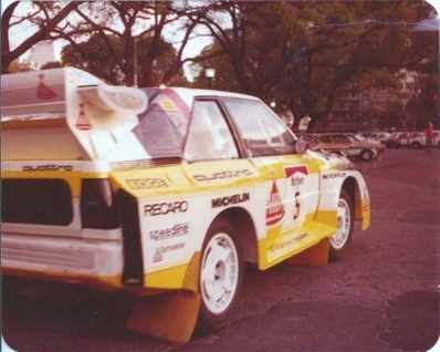 Stig Blomqvist - Björn Cederberg
5º Marlboro Rally Argentina 1985. Audi Sport Quattro S1 E2 (652 Z-943). Abandonó por motor en SS8 Charbonier de 61.25 Km.

Del 30 de Julio al 3 de Agosto, Buenos Aires - Cordoba, Argentina.
Superficie: tierra.

El Rally tenia un total de 2616.00 km de los que 956.71 km divididos en 23 tramos eran especiales.

Tomaron la salida 138 equipos, finalizaron 39.@
Palabras clave: Stig_Blomqvist;Audi;Sport;Quattro;Grupo_B;Argentina;1985;Debut