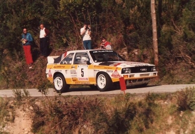Walter Röhrl - Christian Geistdörfer
29º Tour de Corse - Rallye de France 1985. Audi Sport Quattro S1 (IN-NT 61). Abandonó por los frenos en SS1 Verghia - Pont de la Masina de 38,09 Km.

Del 2 al 4 de Mayo, Ajaccio, Córcega, Francia.
Superficie: asfalto.

El Rally tenia un total de 1603.00 km de los que 1122.25 km divididos en 30 tramos eran especiales, (1 de ellos fue cancelado, SS5 Sartene - Zonza de 44.23 km, por el fatal accidente en el tramo anterior de Attilio Bettega).

Tomaron la salida 139 equipos, finalizaron 45.@
Palabras clave: Walter_Röhrl;Audi;Sport;Quattro;Grupo_B;Corcega;1985;Corse